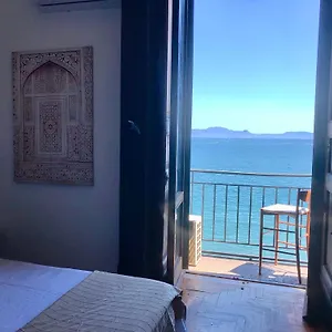 bb-vista-mare-naples.hotels-amalfi.com/